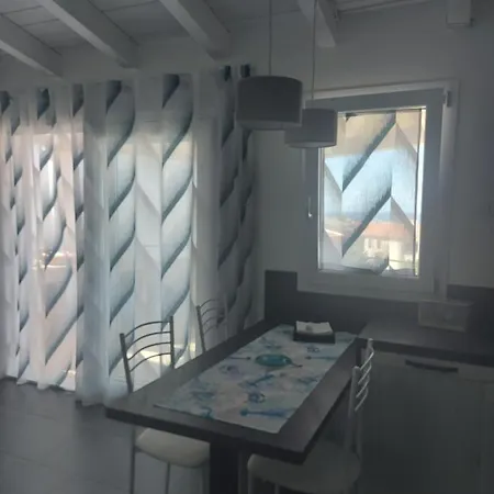 Incantevole Con Parcheggio Privato 아파트 카스텔사르도